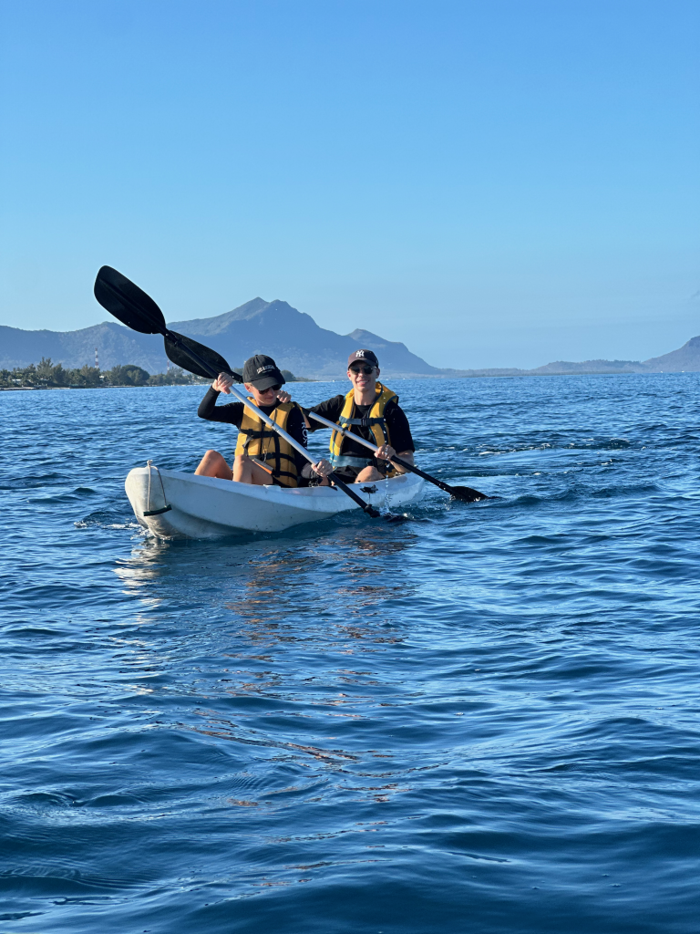 Kayaktour um Delfine zu beobachten in Tamarin Mauritius.