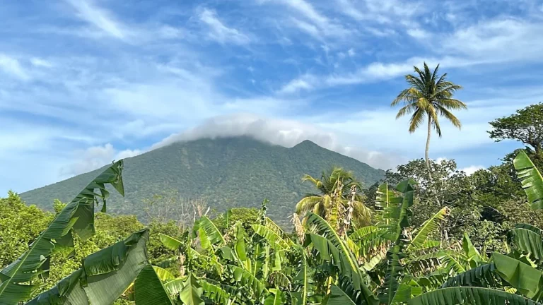 Ausblick auf den Vulkan Maderas auf der Vulkaninsel Ometepe in Nicaragua, Zentralamerika.