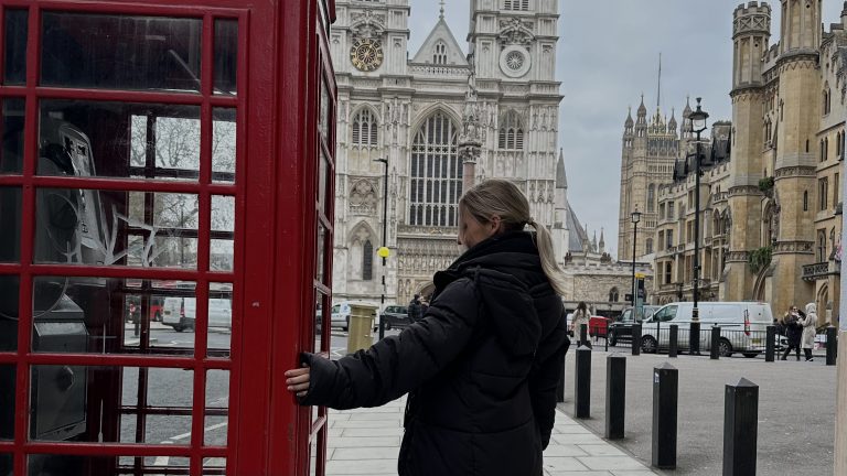 London in December: Christmas spirit & more