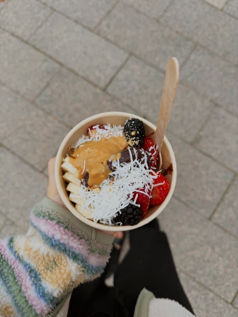 Bowl mit Früchten von Sir Juice in Esperance